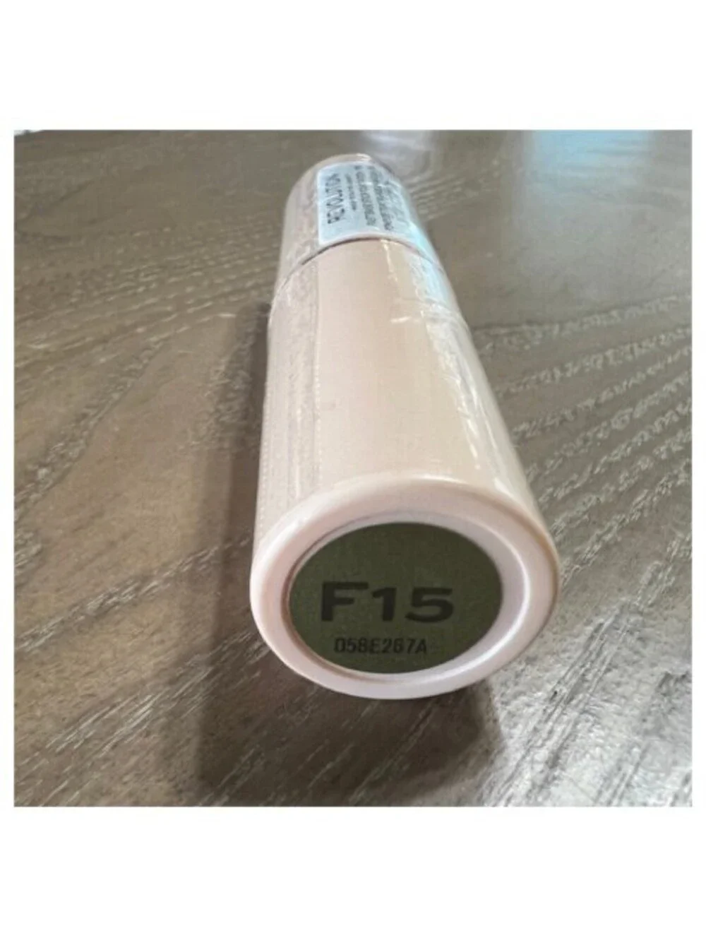 Revolution Fast Base Foundation Concealer stick F15 dark deep rich brown